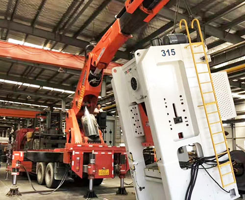 泉州丰泽附近随车吊出租，轻松解决运输难题