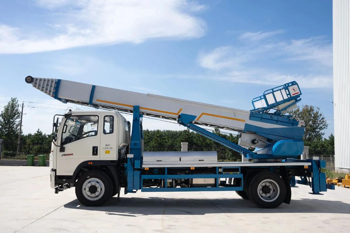 泉州丰泽云梯上料车租赁费用